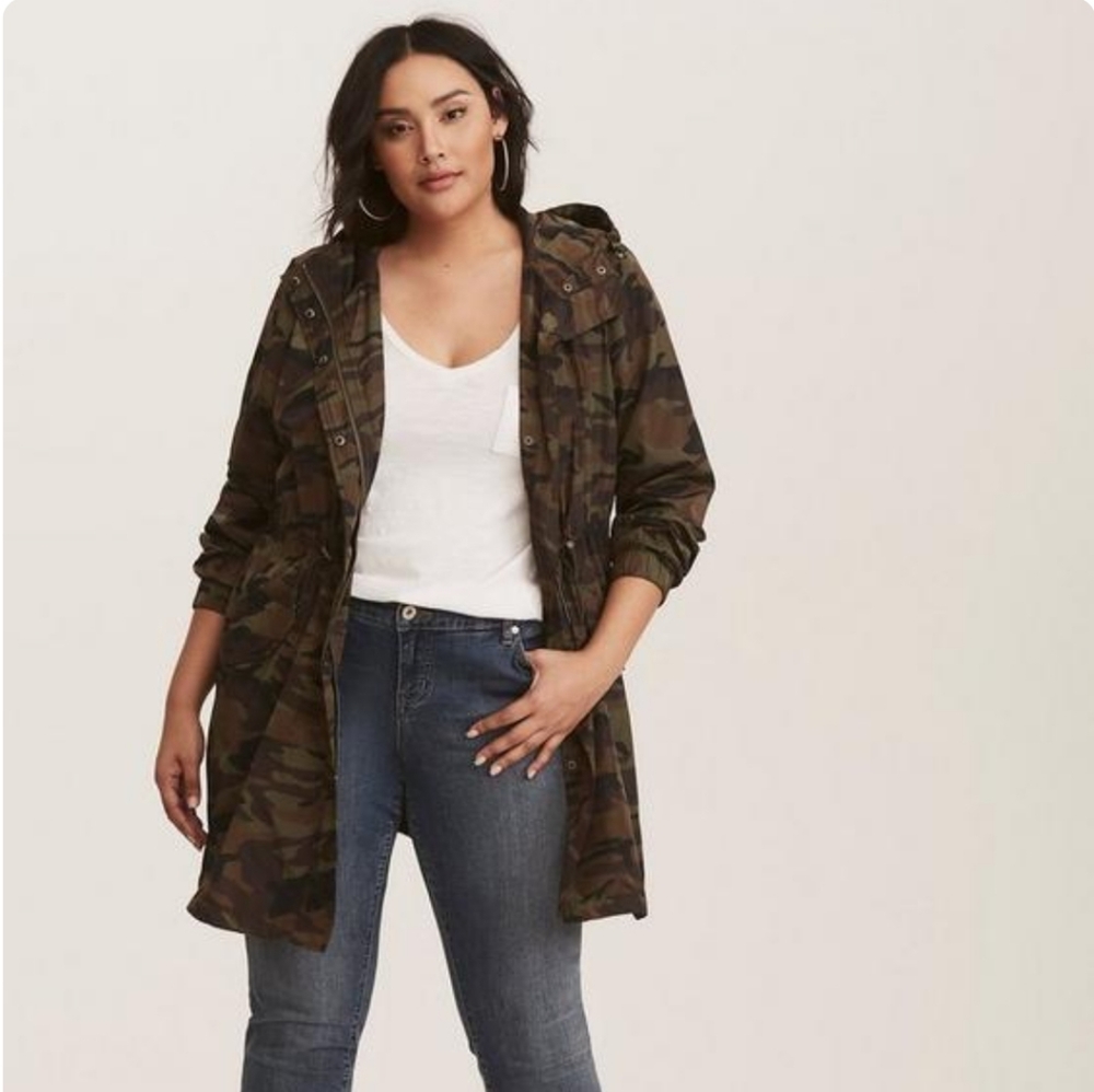 Torrid 2X Camo Longline Wind & Water Resistant Jacket